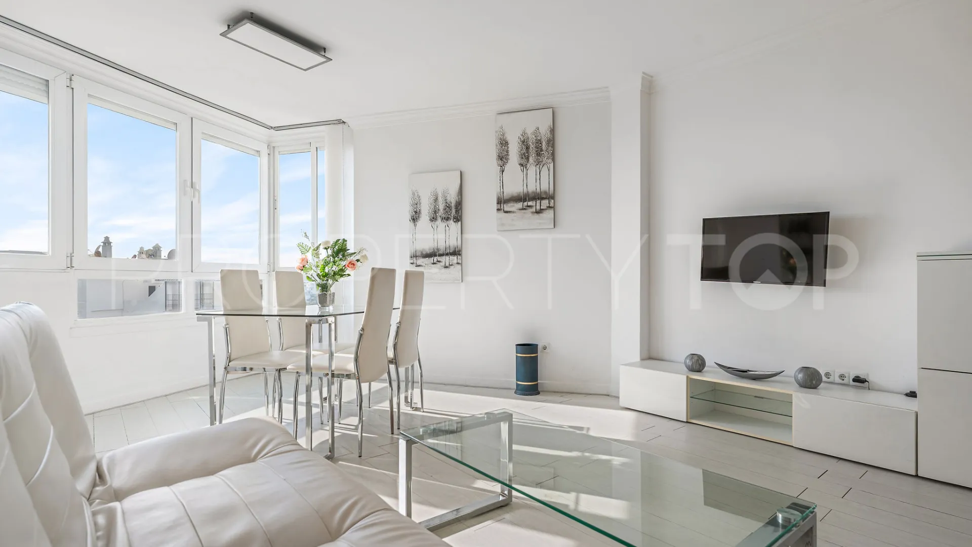 Studio for sale in Calahonda Playa