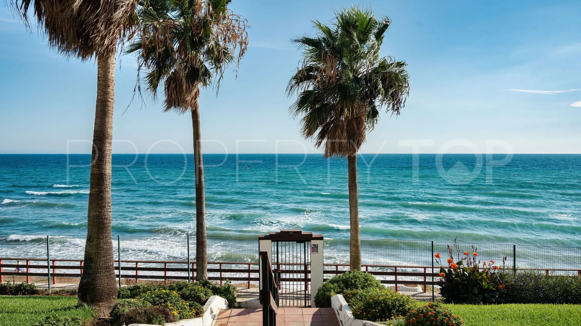 Studio for sale in Calahonda Playa