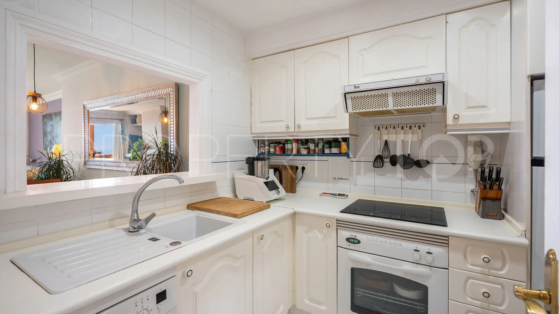Se vende apartamento en Calahonda de 2 dormitorios