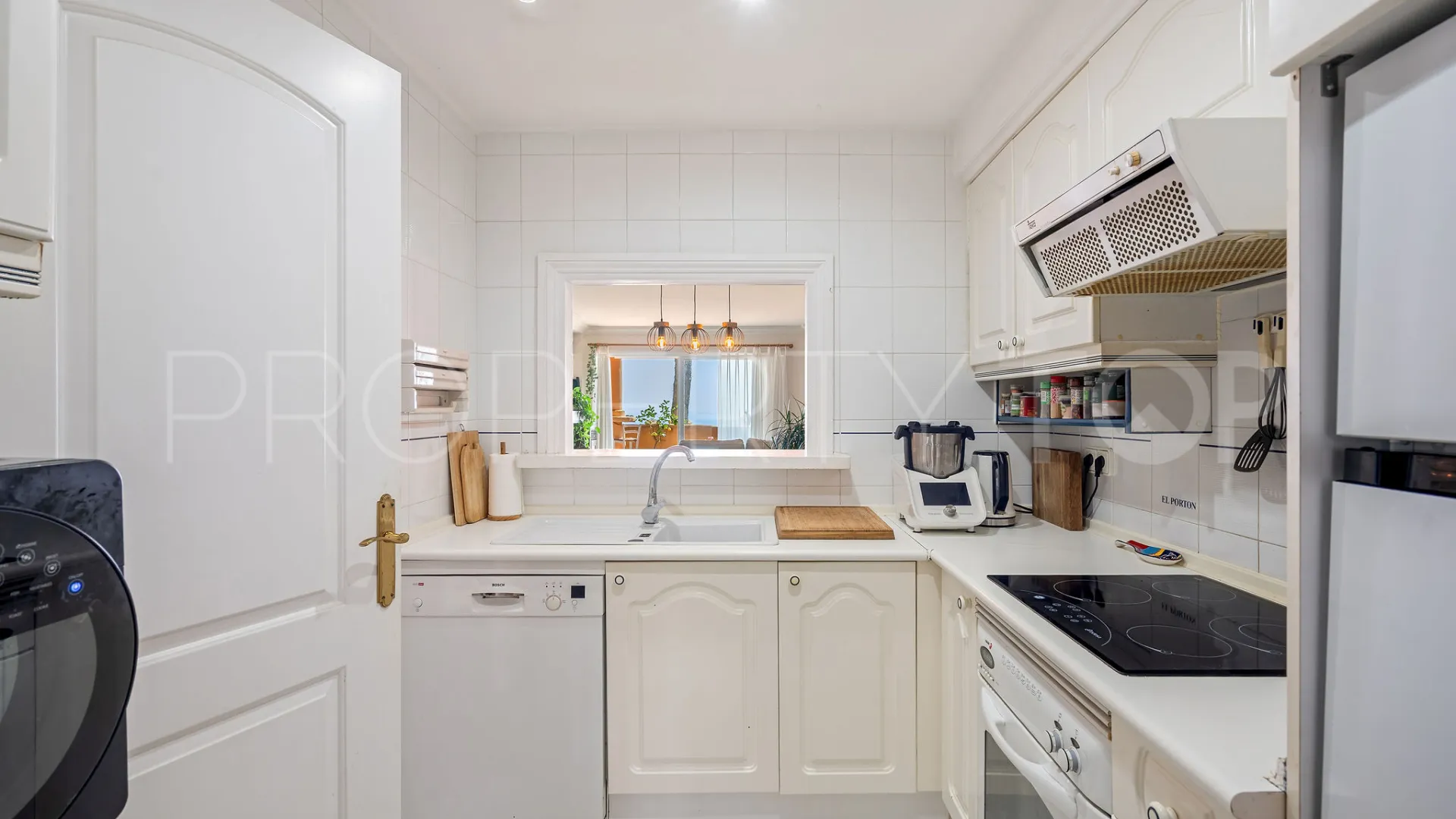 Se vende apartamento en Calahonda de 2 dormitorios