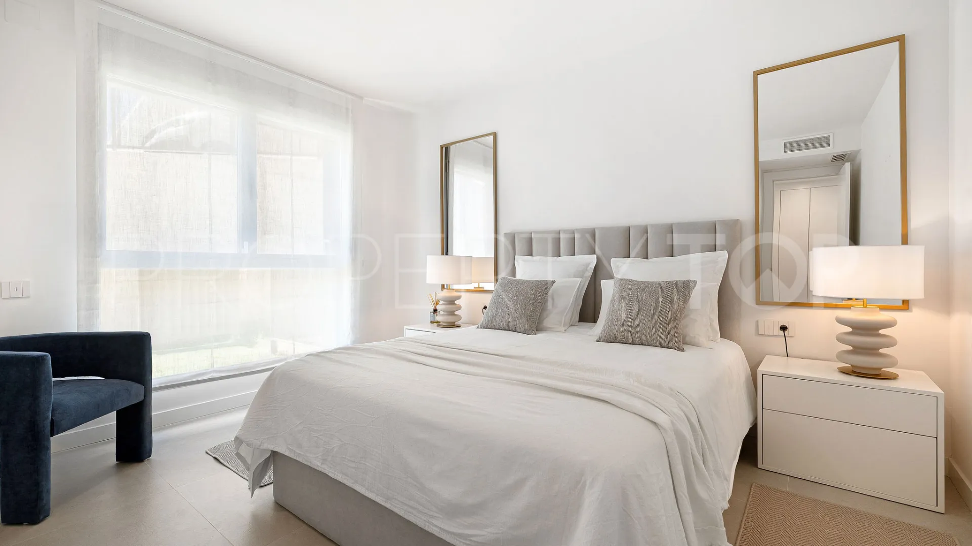 Buy Selwo ground floor apartment with 3 bedrooms