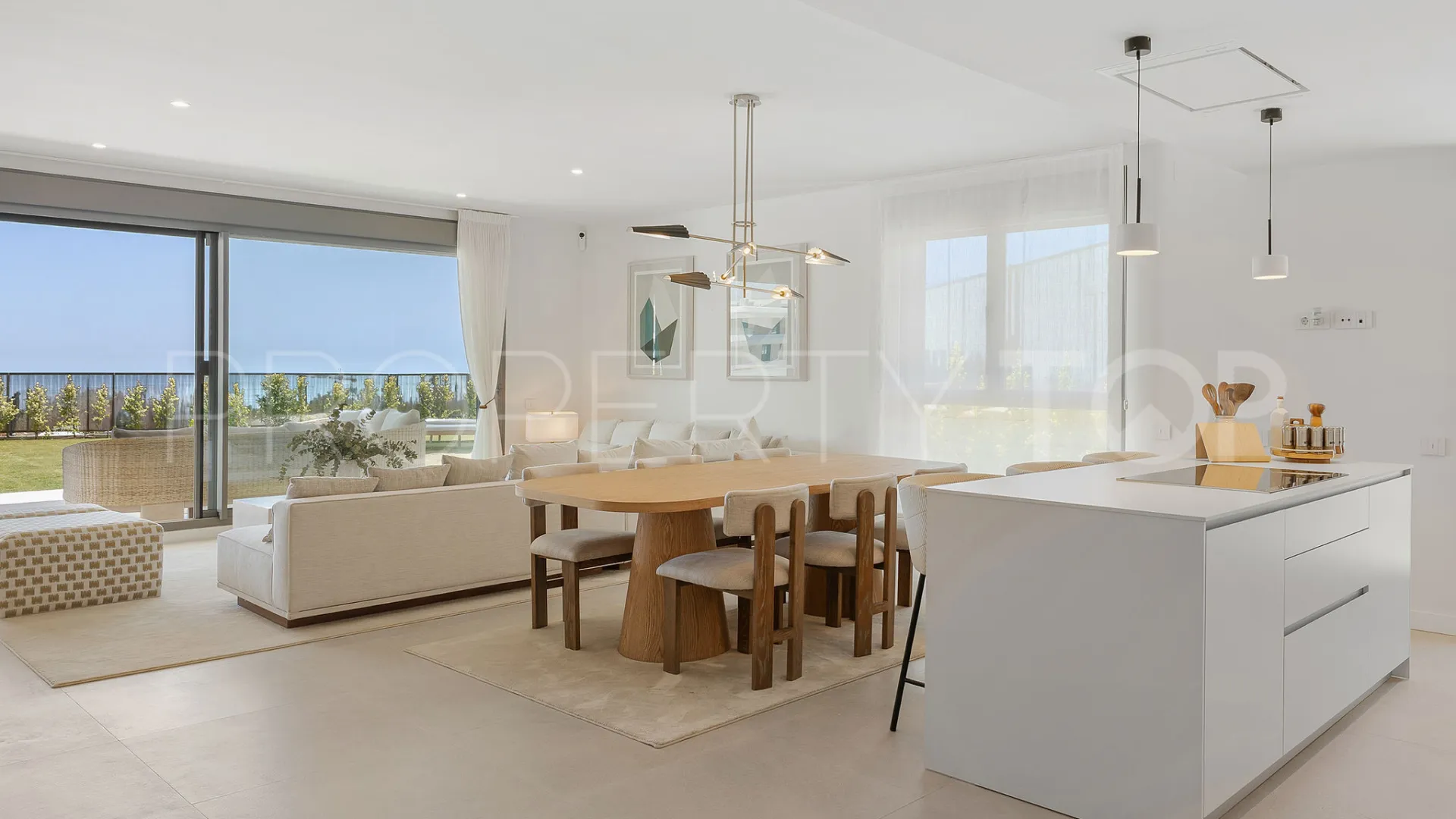 Buy Selwo ground floor apartment with 3 bedrooms
