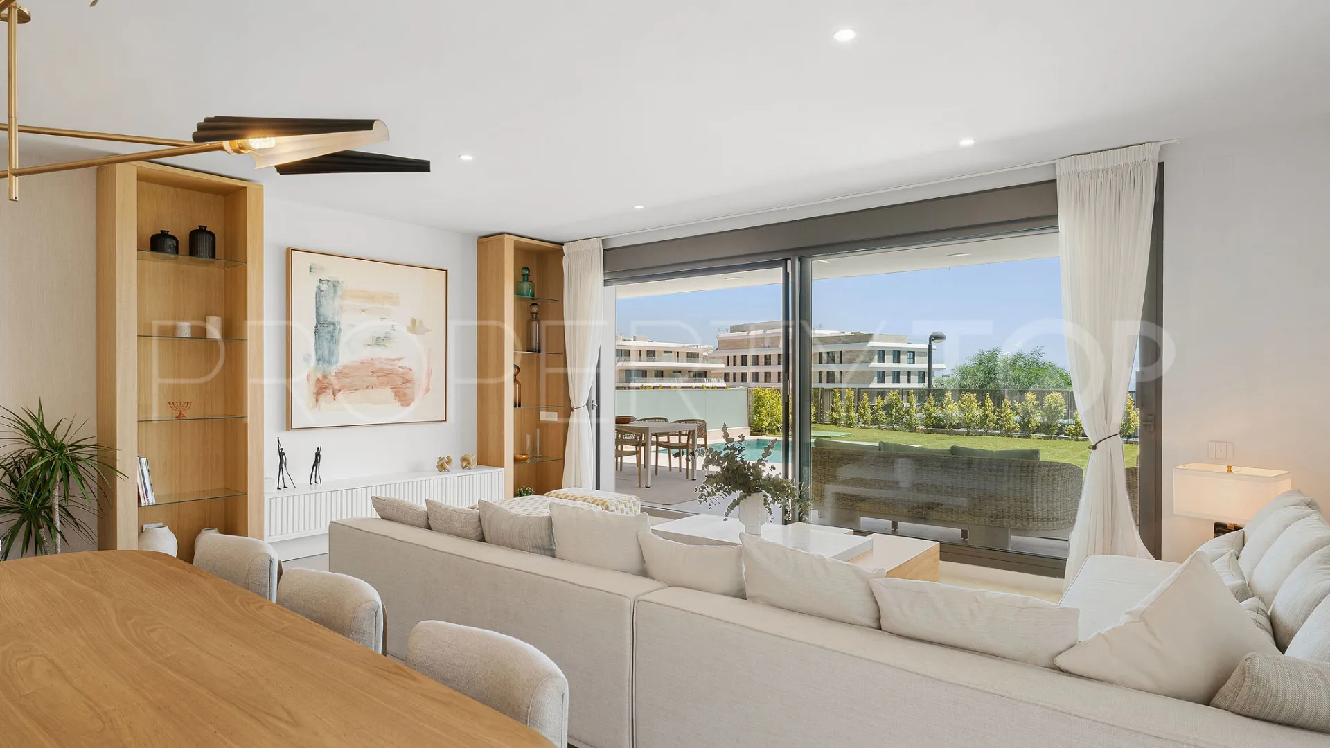 Buy Selwo ground floor apartment with 3 bedrooms