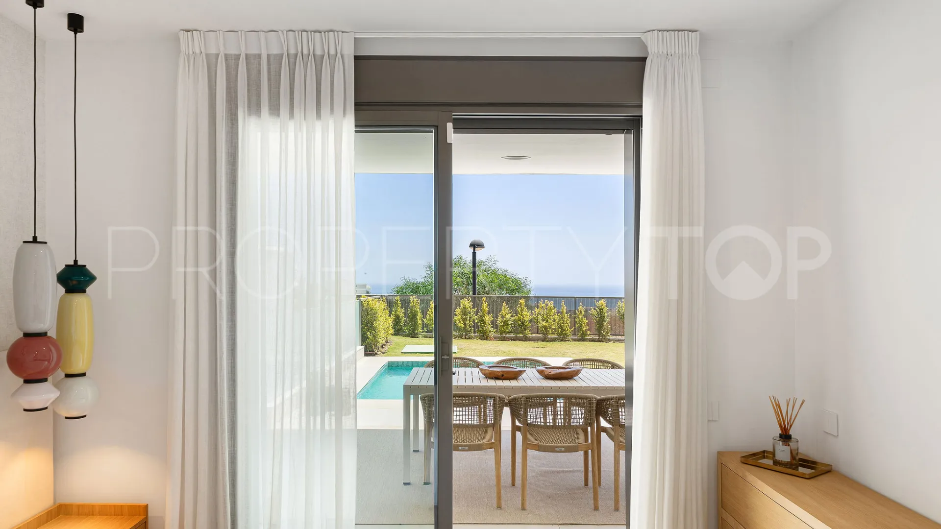 Buy Selwo ground floor apartment with 3 bedrooms