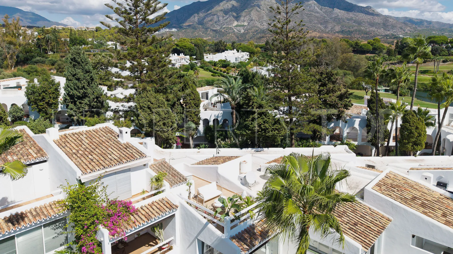 Azahara I 2 bedrooms penthouse for sale