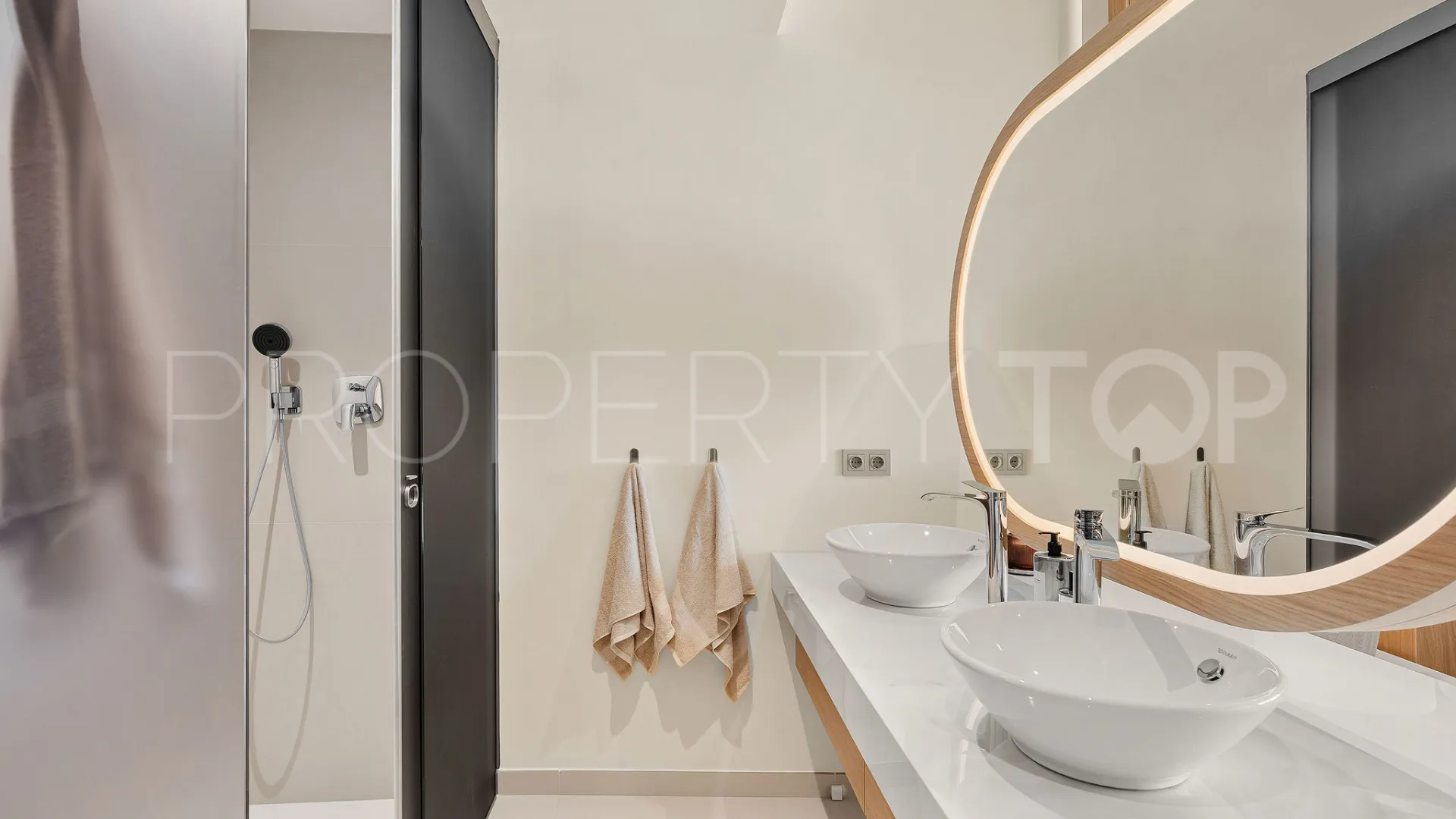 Se vende apartamento de 2 dormitorios en El Higueron