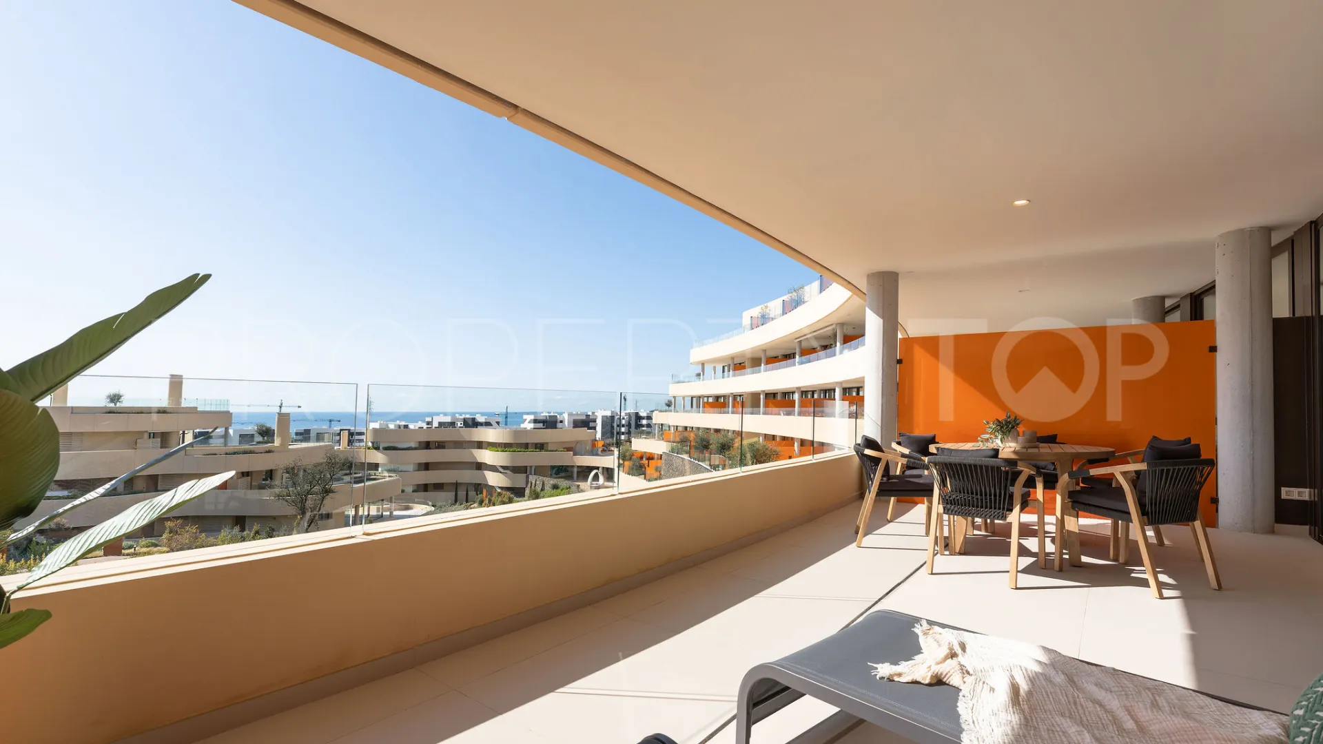Se vende apartamento de 2 dormitorios en El Higueron