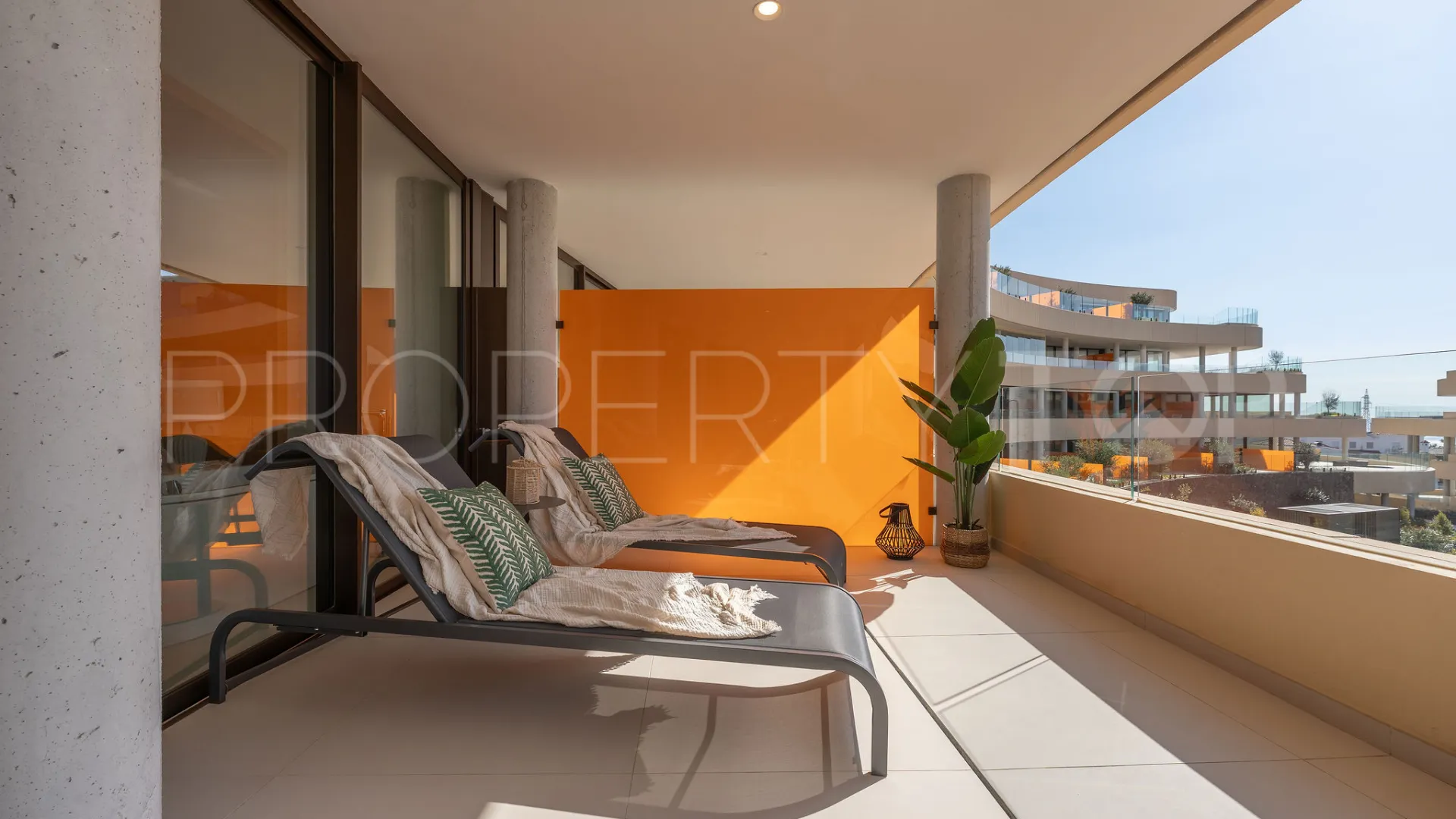 Se vende apartamento de 2 dormitorios en El Higueron