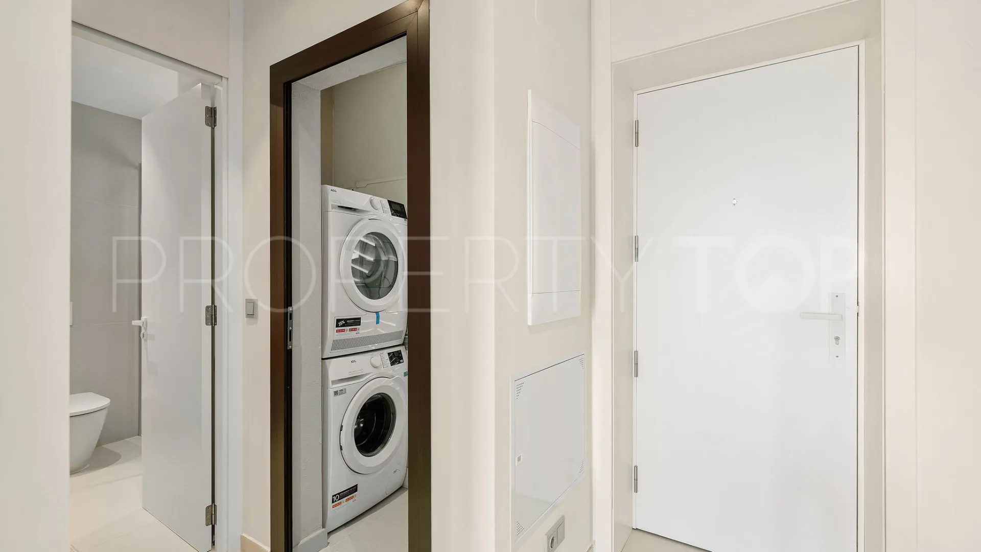 Se vende apartamento de 2 dormitorios en El Higueron