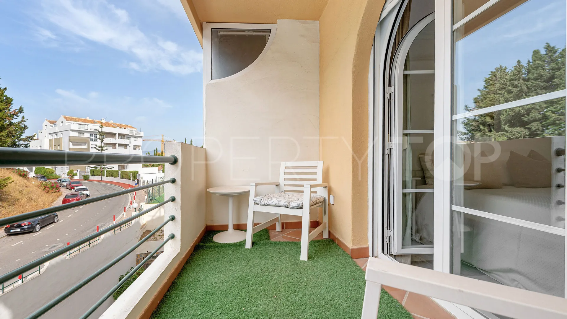 Apartamento en venta en Señorio de Aloha de 2 dormitorios