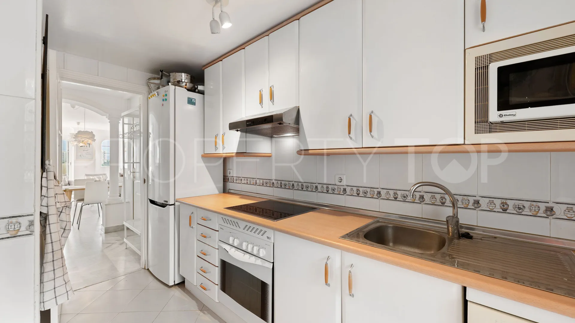 Apartamento en venta en Señorio de Aloha de 2 dormitorios