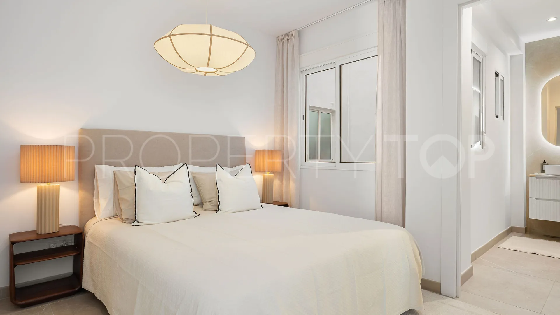 Apartment with 2 bedrooms for sale in Perchel Norte - La Trinidad