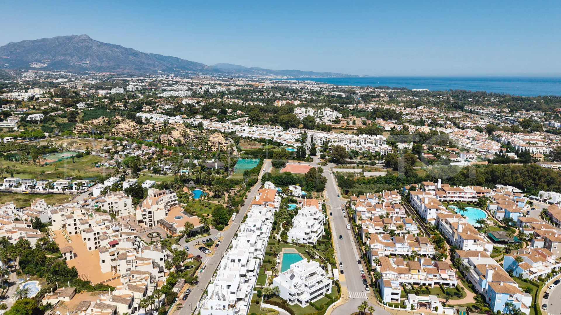 Apartamento planta baja en venta con 2 dormitorios en Cortijo del Golf