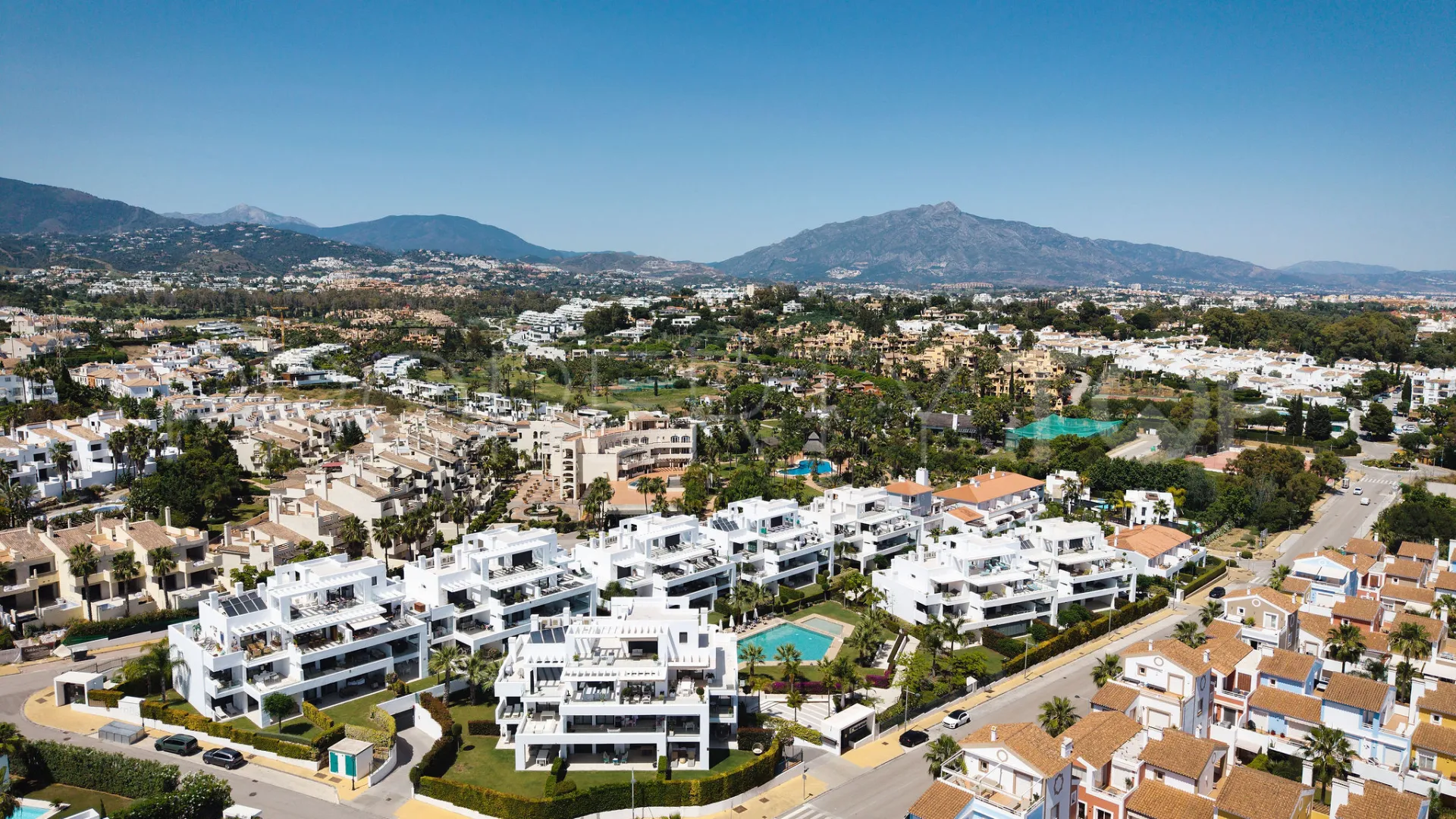 Apartamento planta baja en venta con 2 dormitorios en Cortijo del Golf