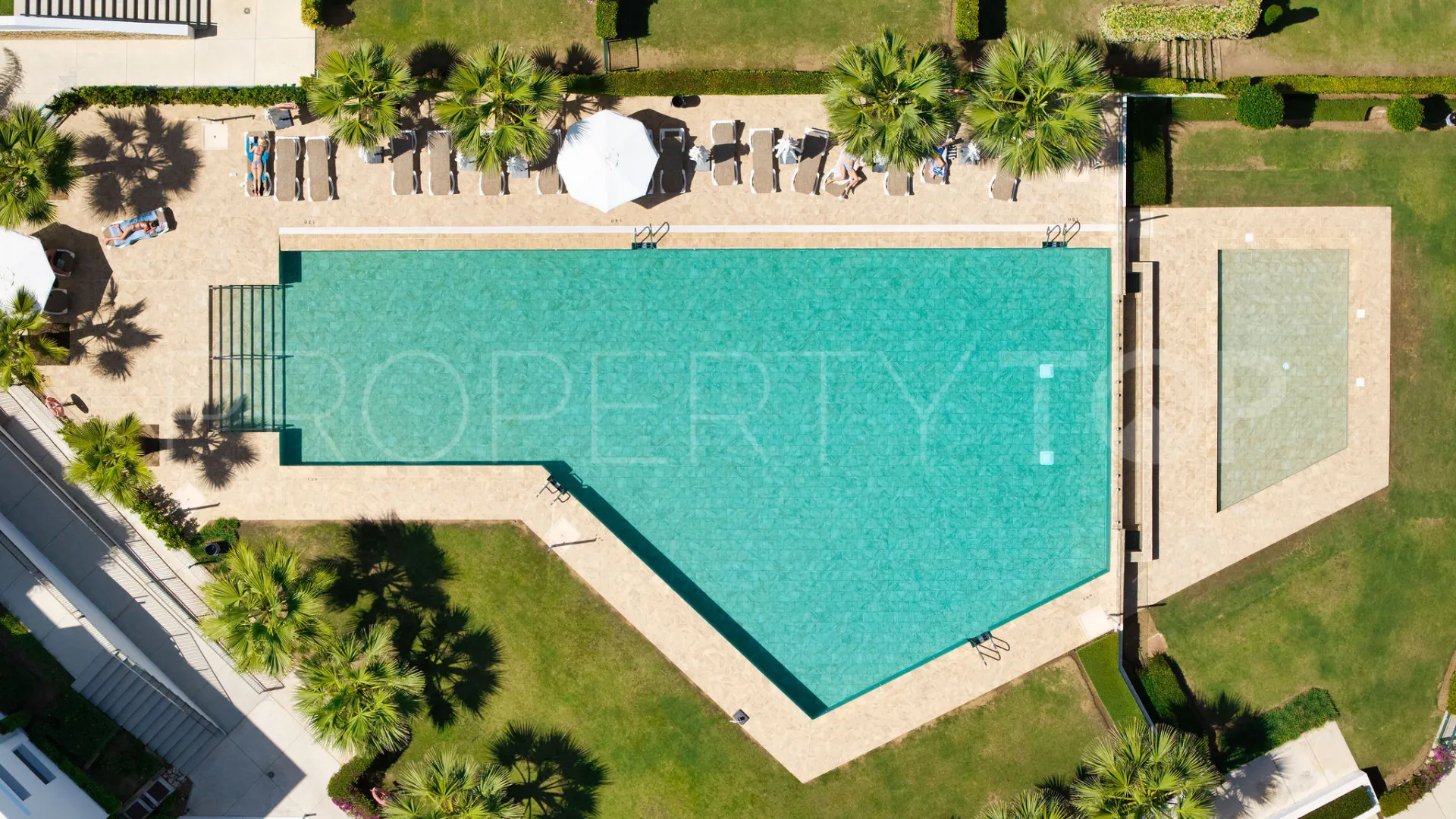 Apartamento planta baja en venta con 2 dormitorios en Cortijo del Golf