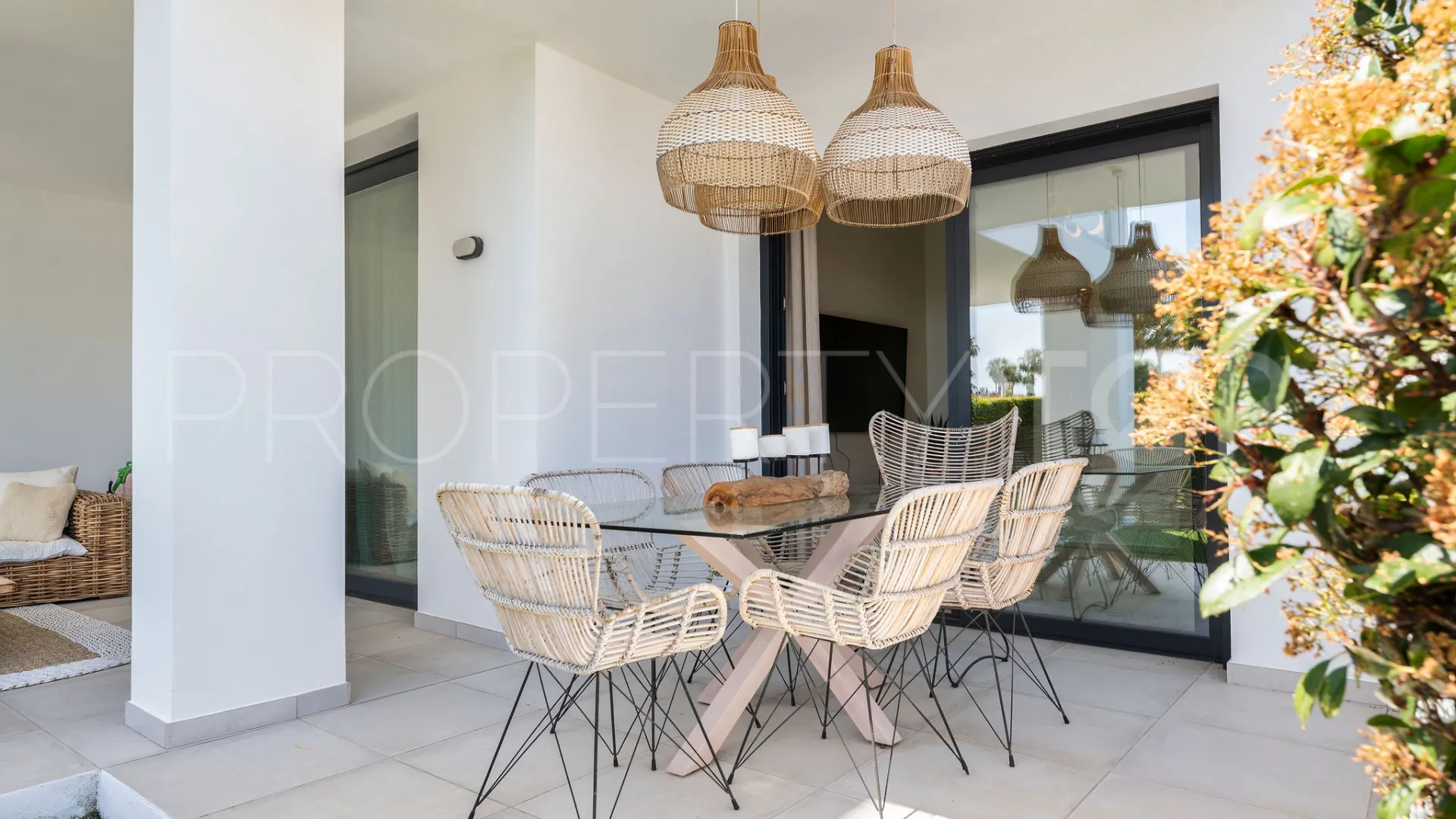 Apartamento planta baja en venta con 2 dormitorios en Cortijo del Golf