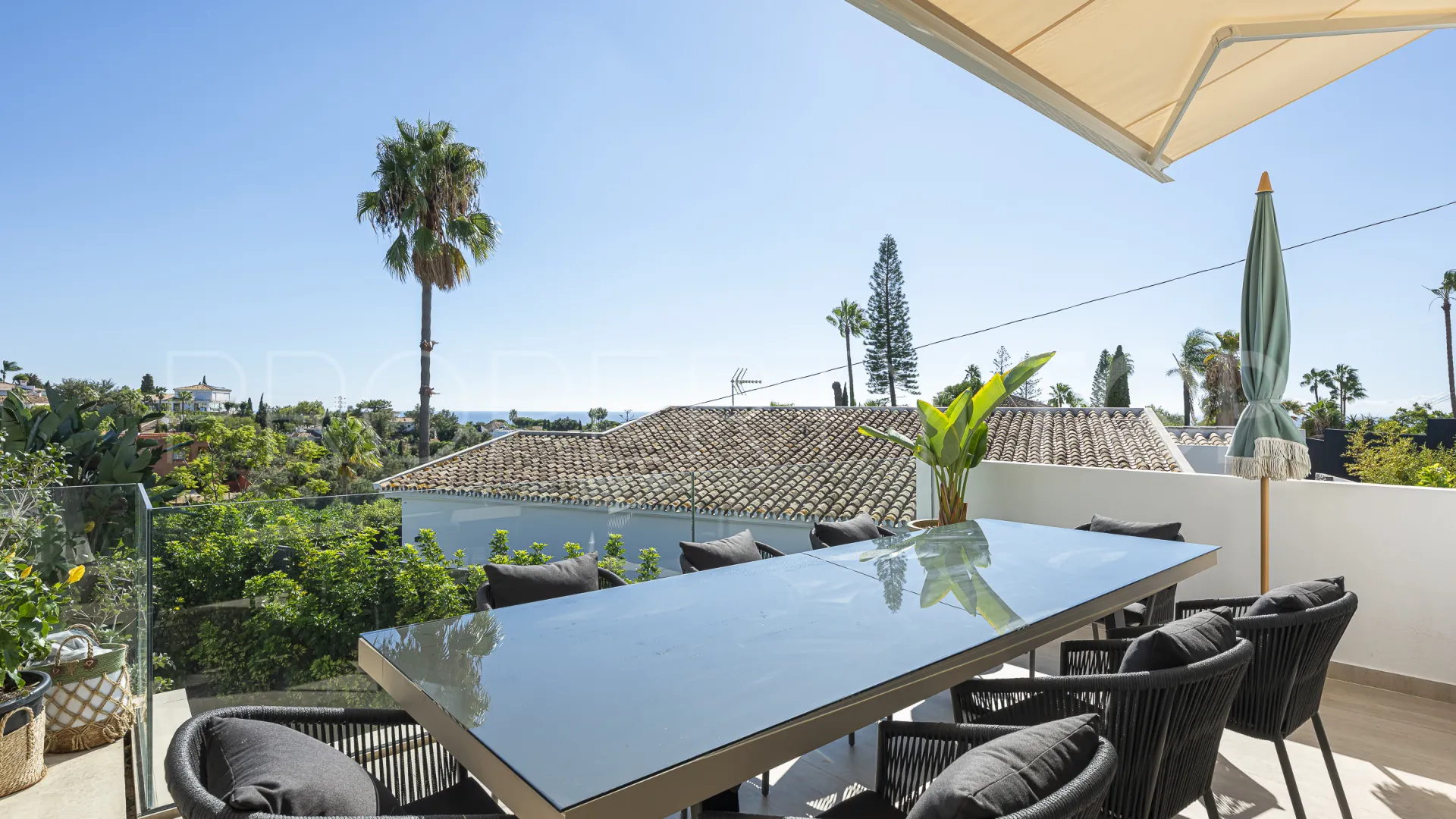 For sale house in El Rosario with 4 bedrooms