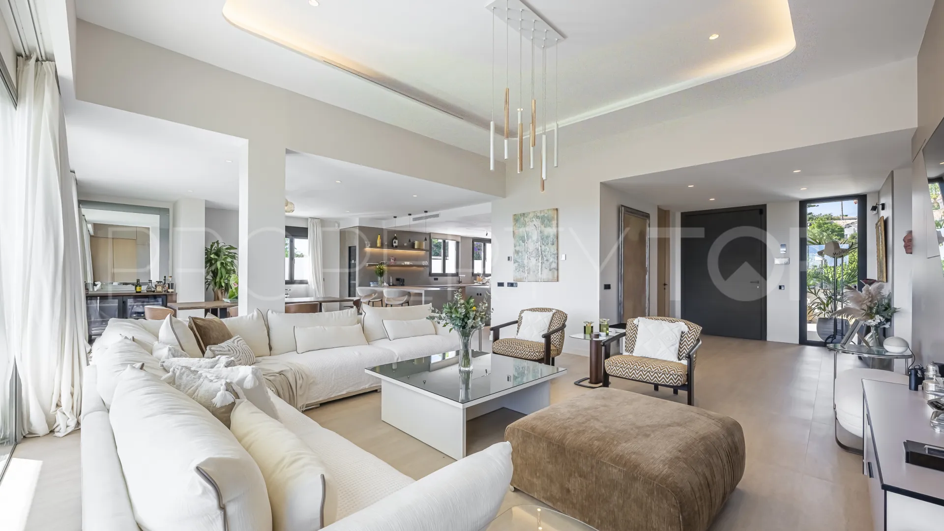 For sale house in El Rosario with 4 bedrooms