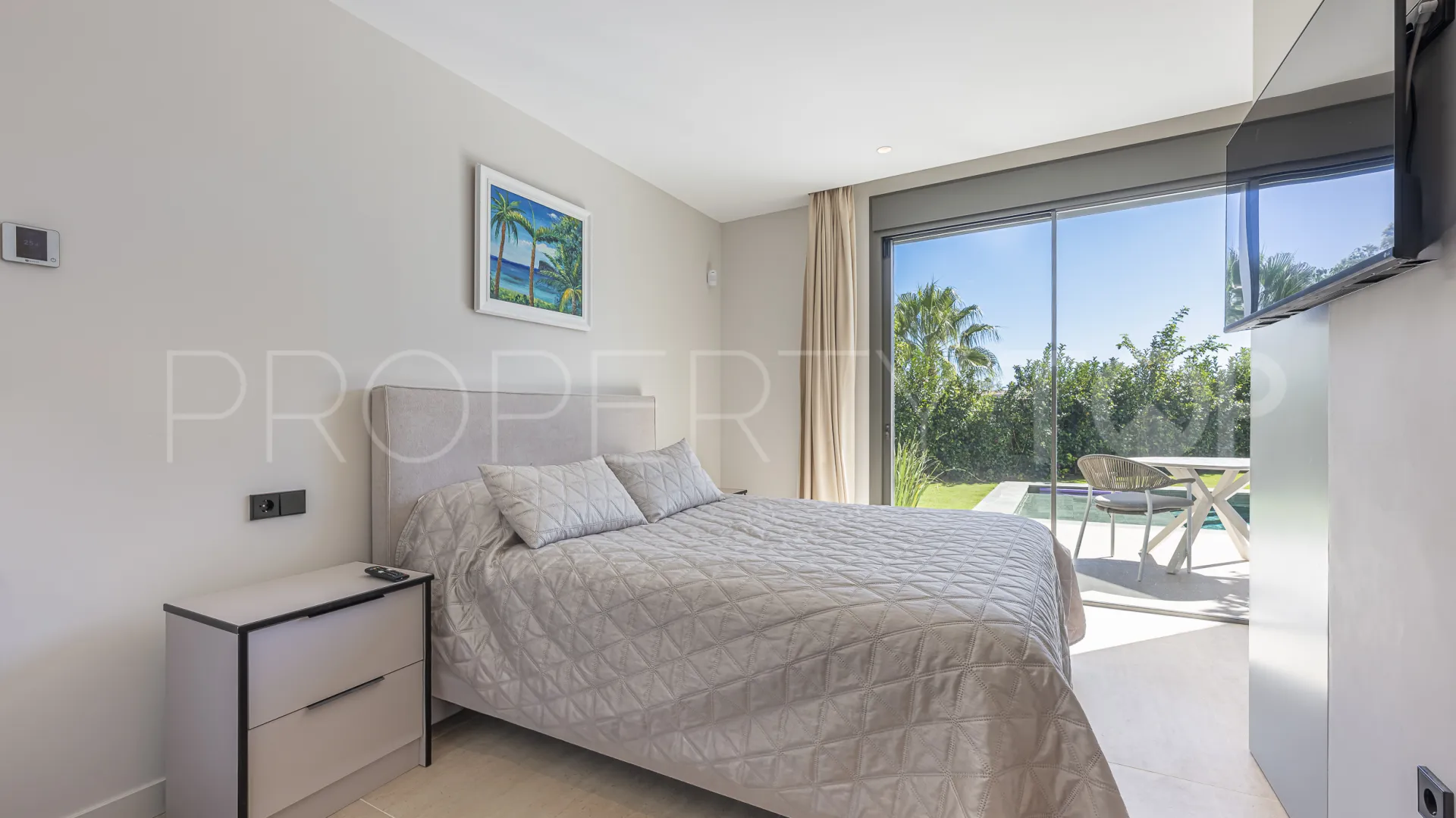 For sale house in El Rosario with 4 bedrooms