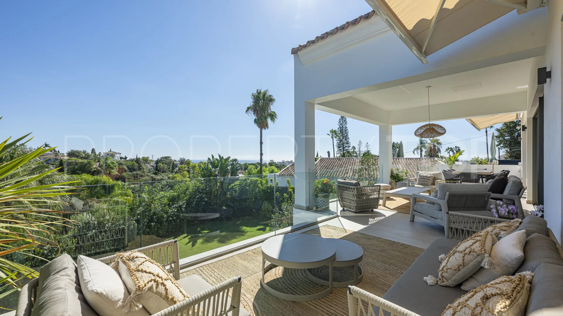 For sale house in El Rosario with 4 bedrooms