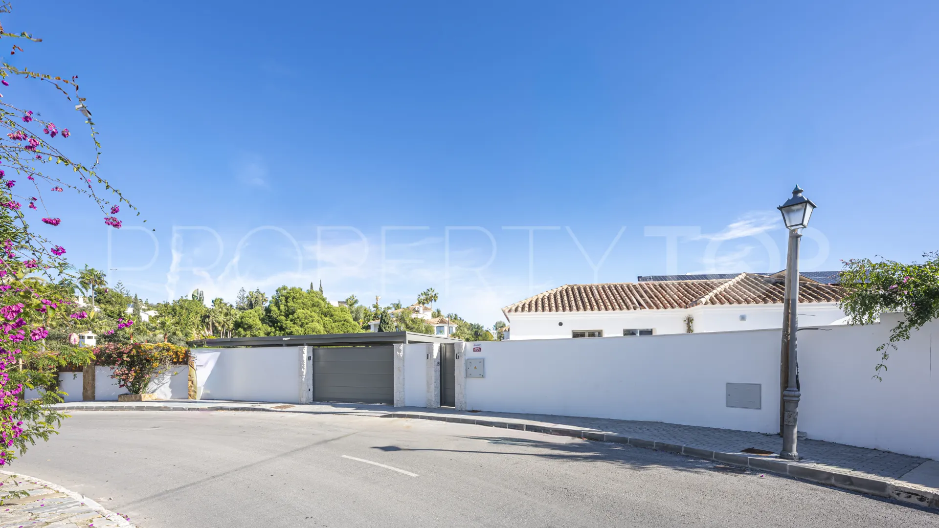 For sale house in El Rosario with 4 bedrooms