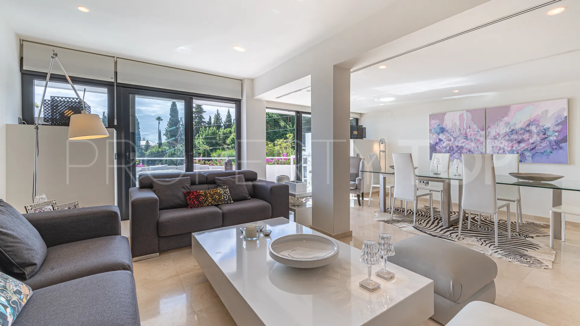7 bedrooms town house for sale in Coto Real