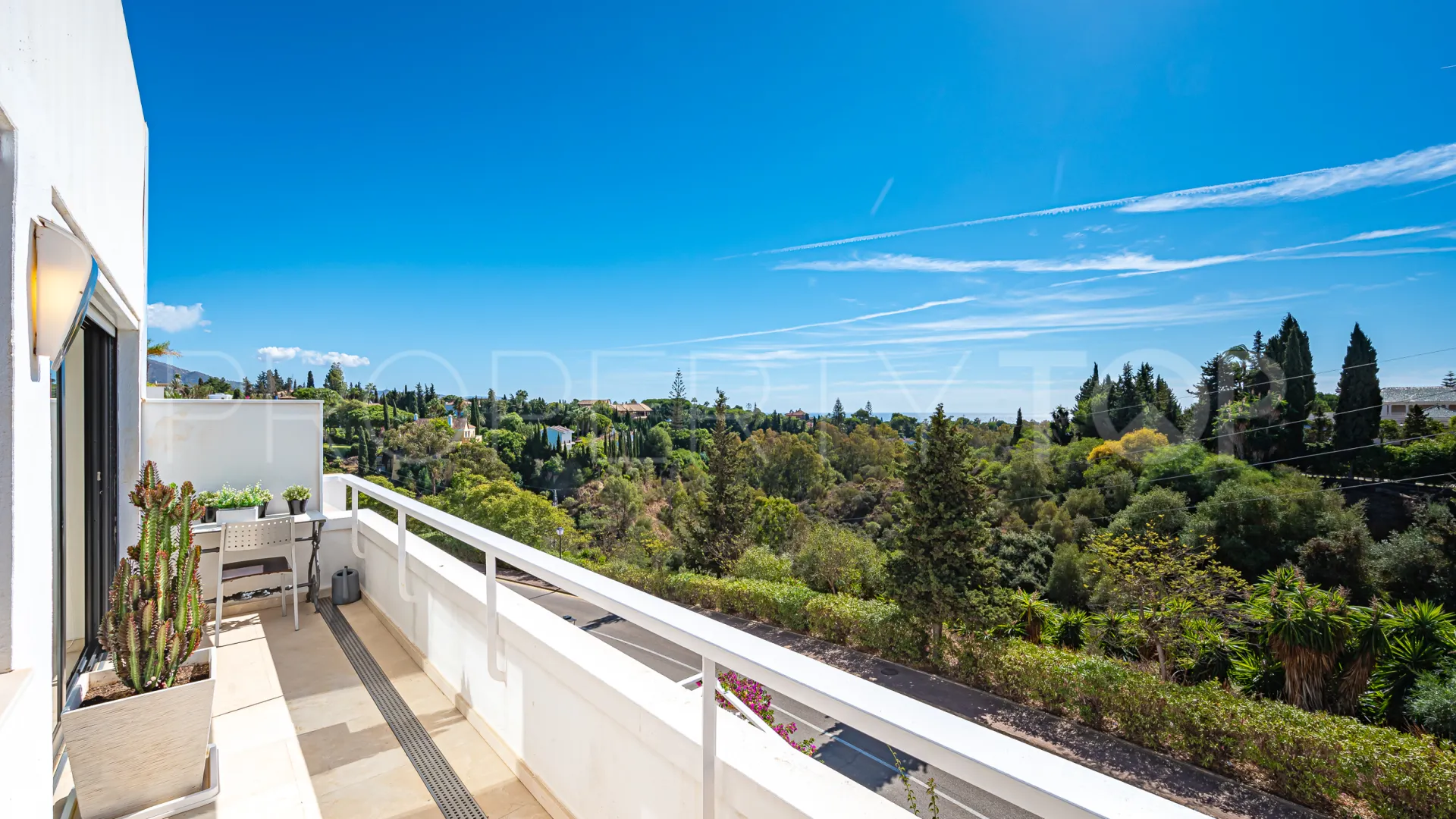 7 bedrooms town house for sale in Coto Real