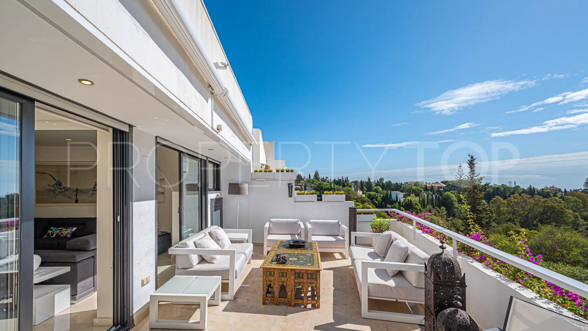 7 bedrooms town house for sale in Coto Real