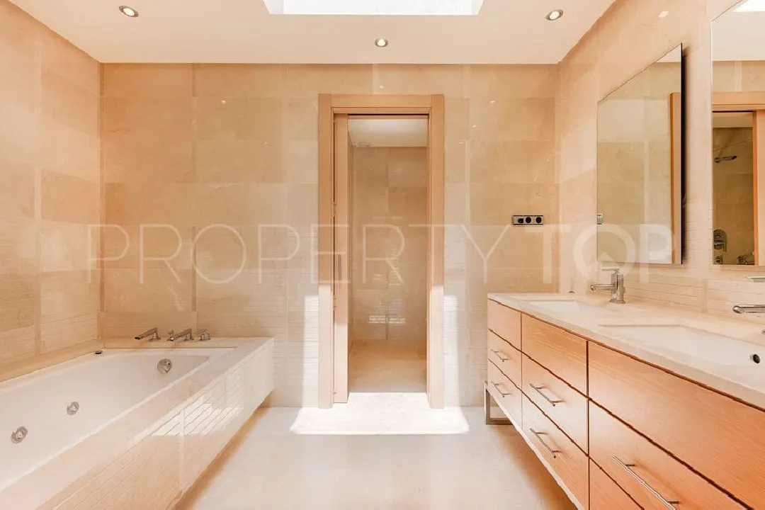 For sale penthouse in Mansion Club with 2 bedrooms