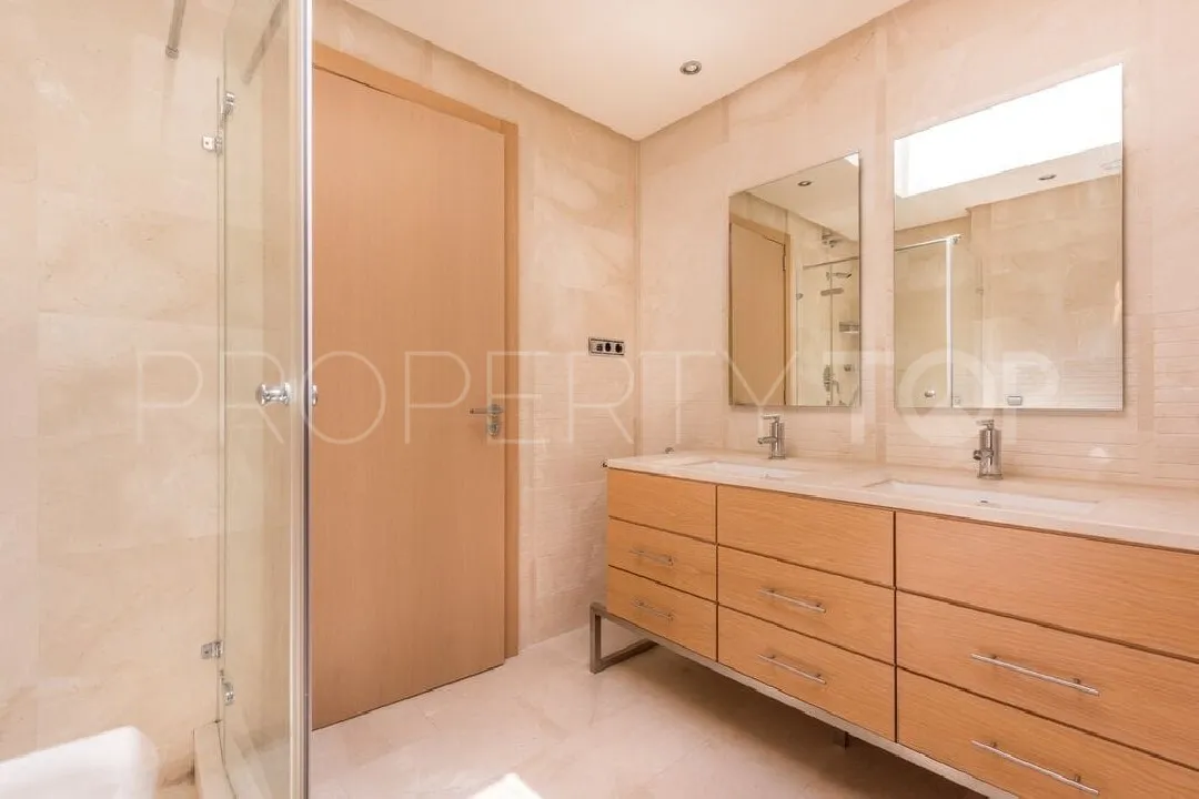 For sale penthouse in Mansion Club with 2 bedrooms