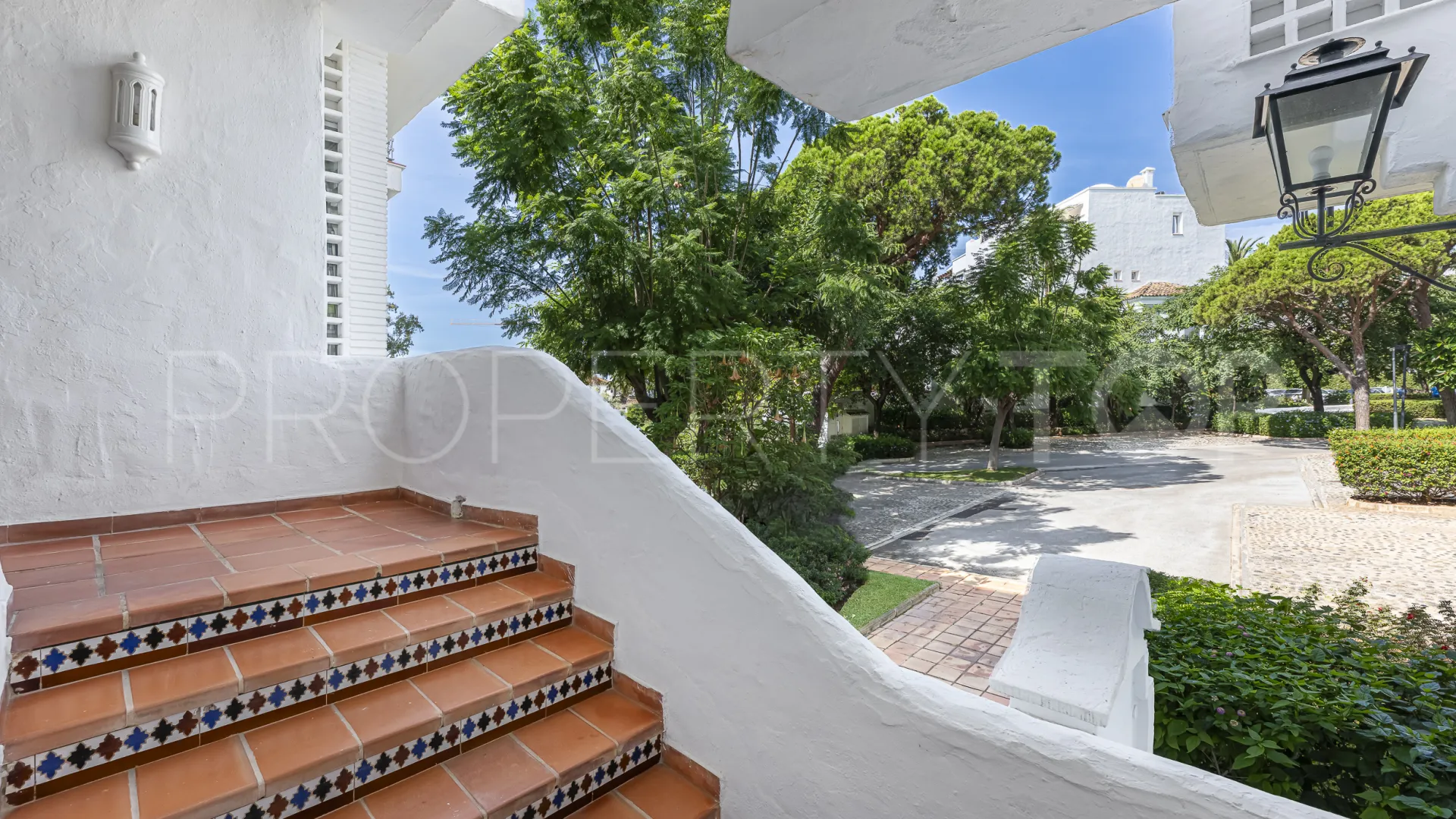 For sale 3 bedrooms apartment in Alhambra del Mar