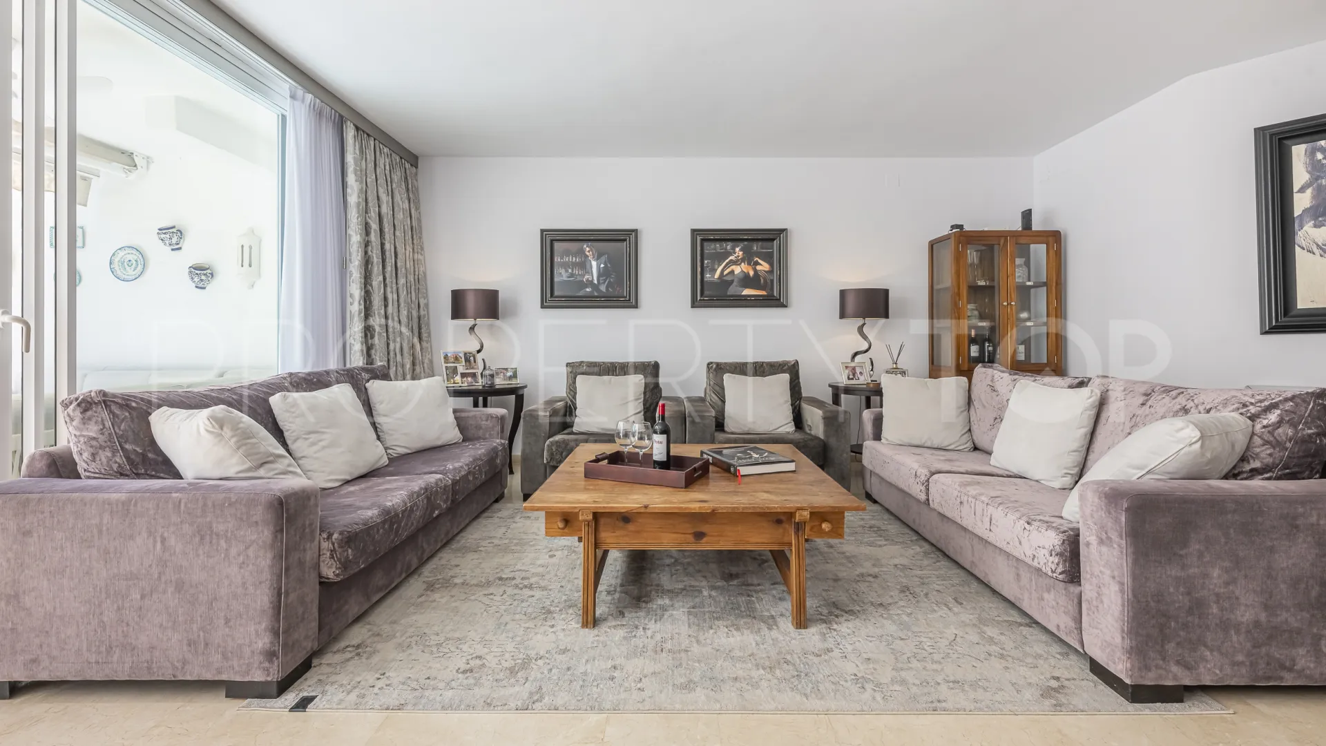 For sale 3 bedrooms apartment in Alhambra del Mar