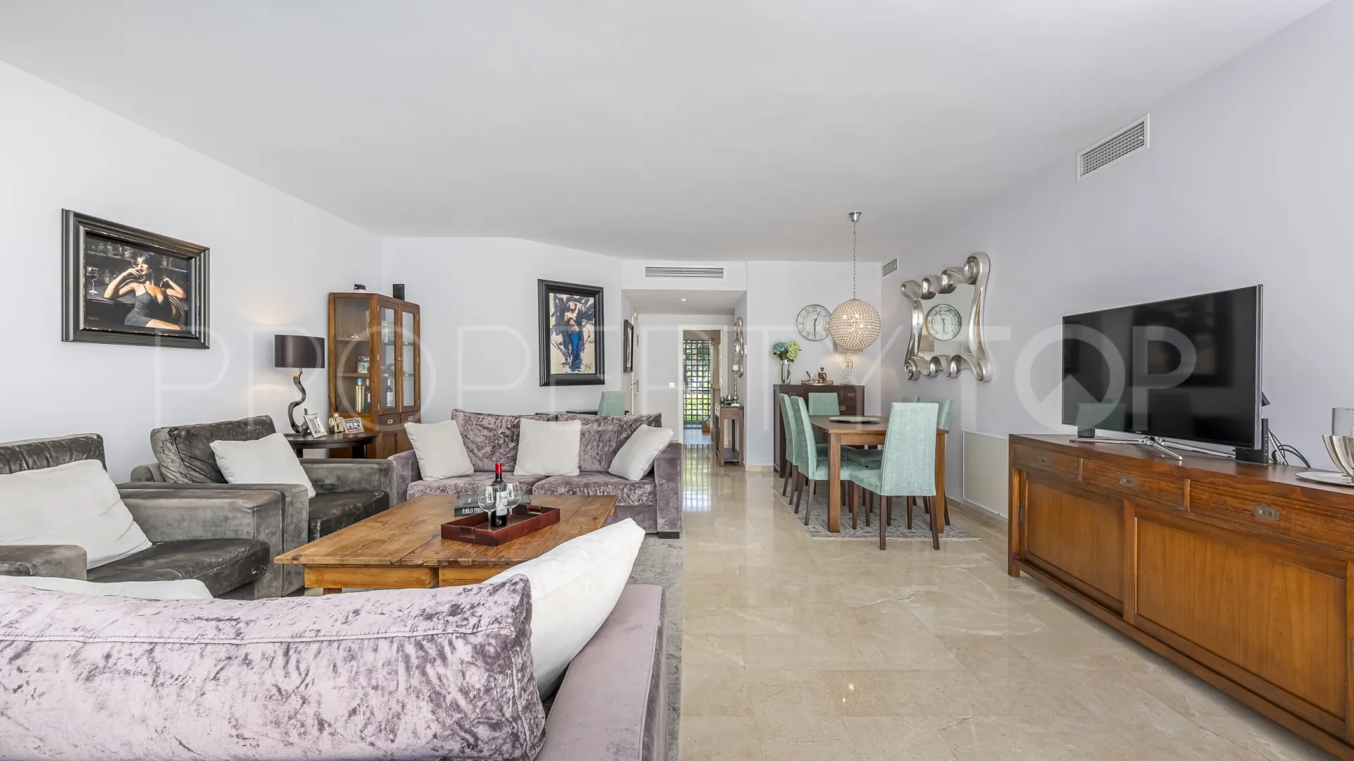 For sale 3 bedrooms apartment in Alhambra del Mar