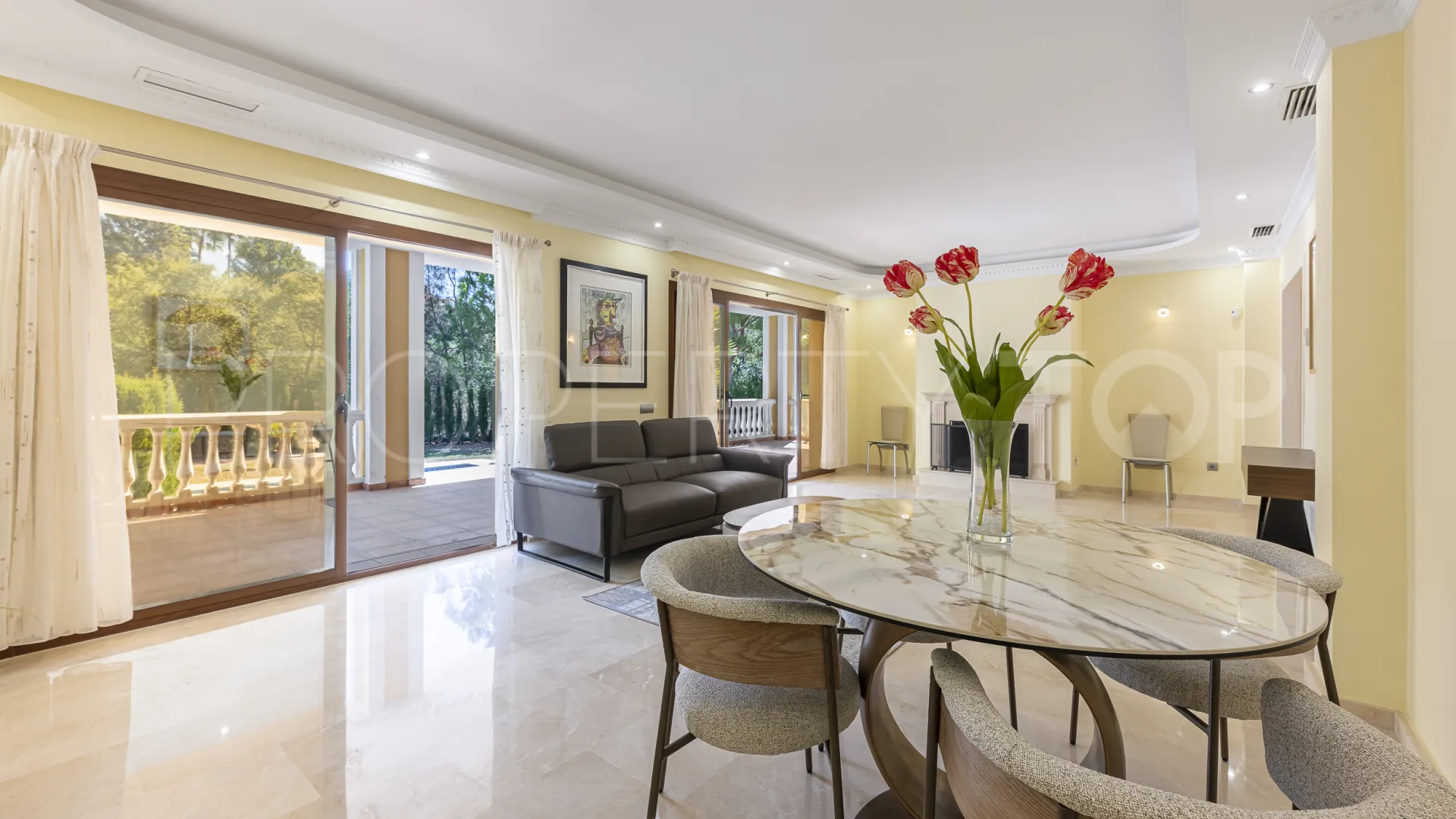 Hacienda las Chapas 4 bedrooms villa for sale