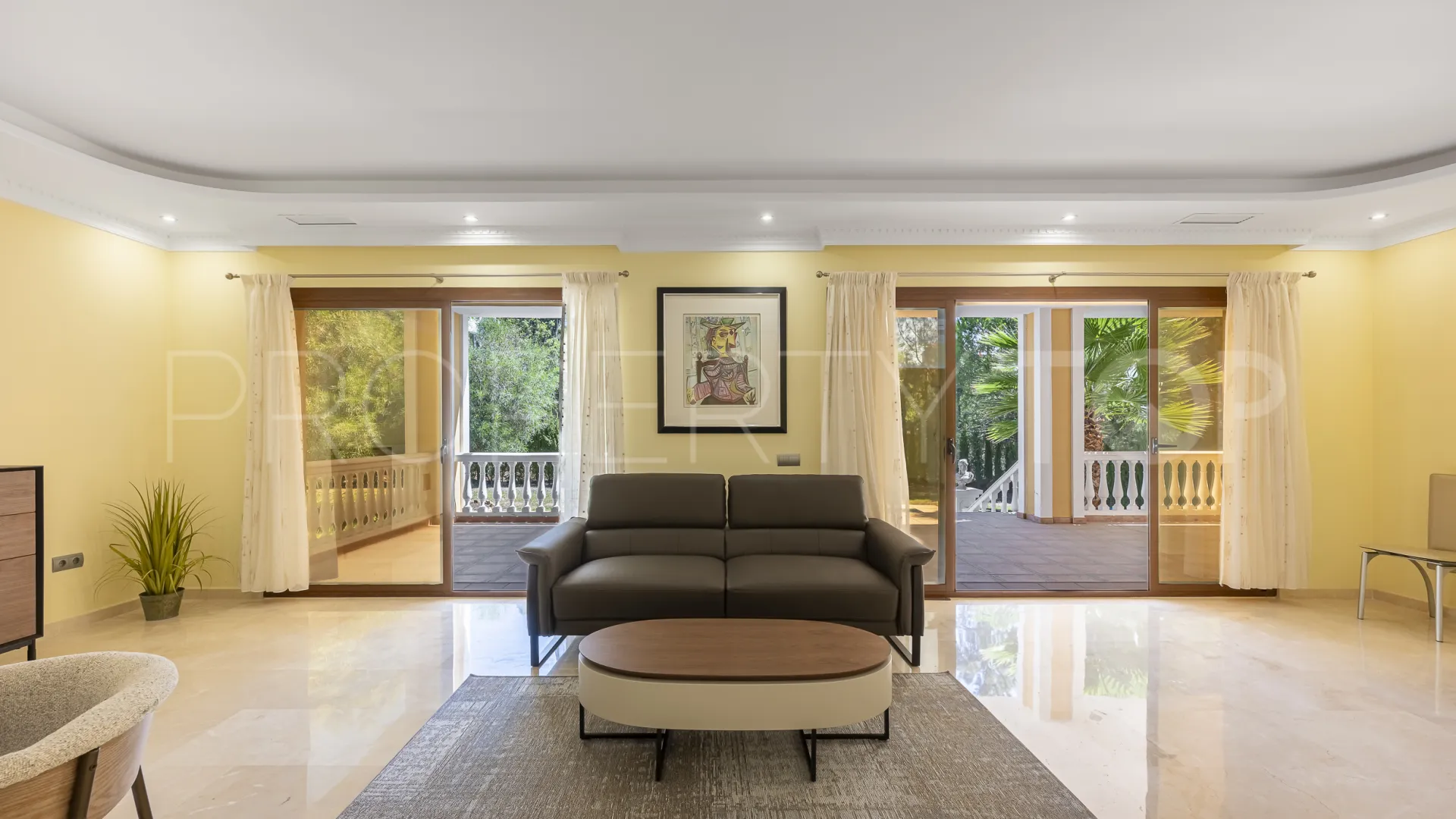 Hacienda las Chapas 4 bedrooms villa for sale