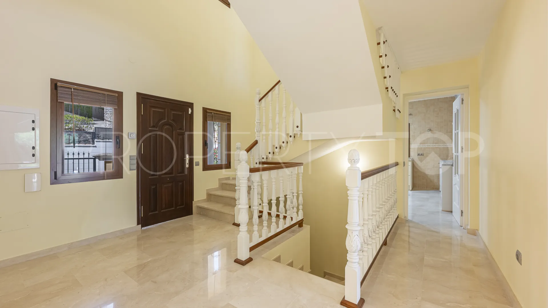 Hacienda las Chapas 4 bedrooms villa for sale