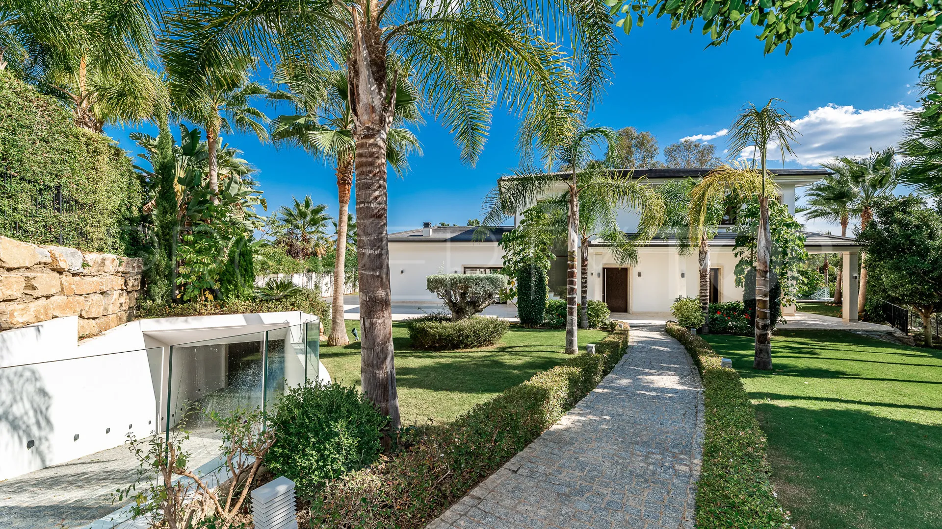 Villa for sale in Los Naranjos
