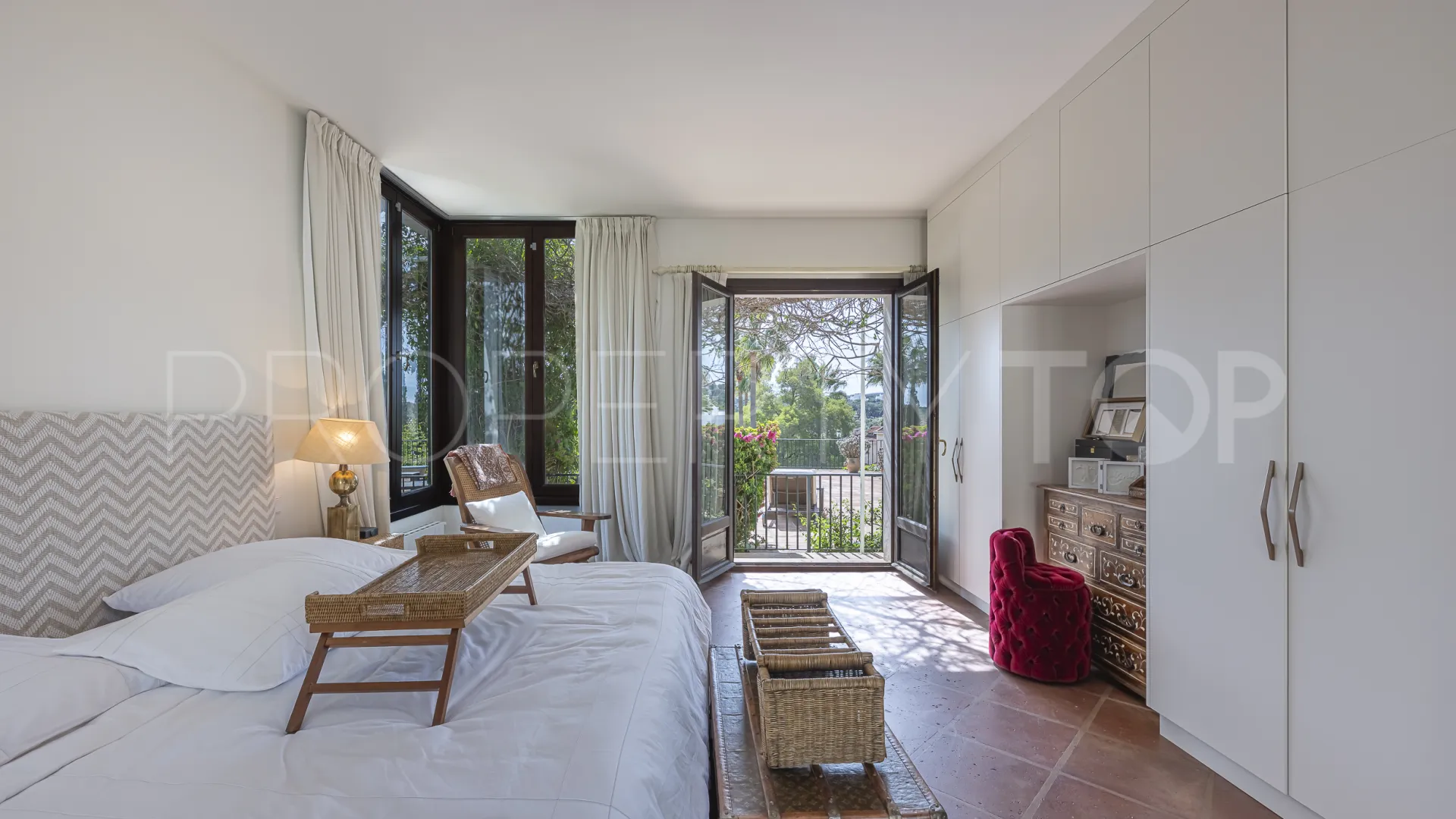 Villa en venta de 5 dormitorios en Sotogrande Alto