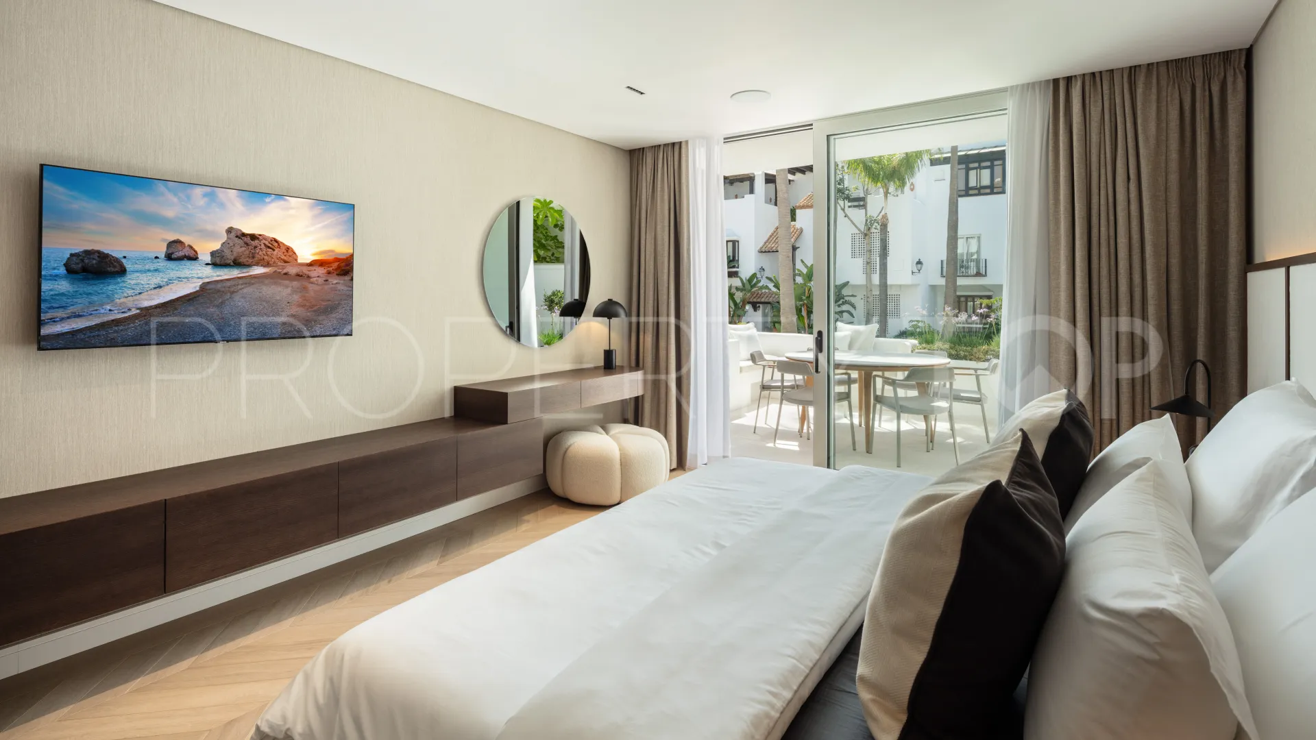 For sale apartment with 3 bedrooms in Marina Puente Romano