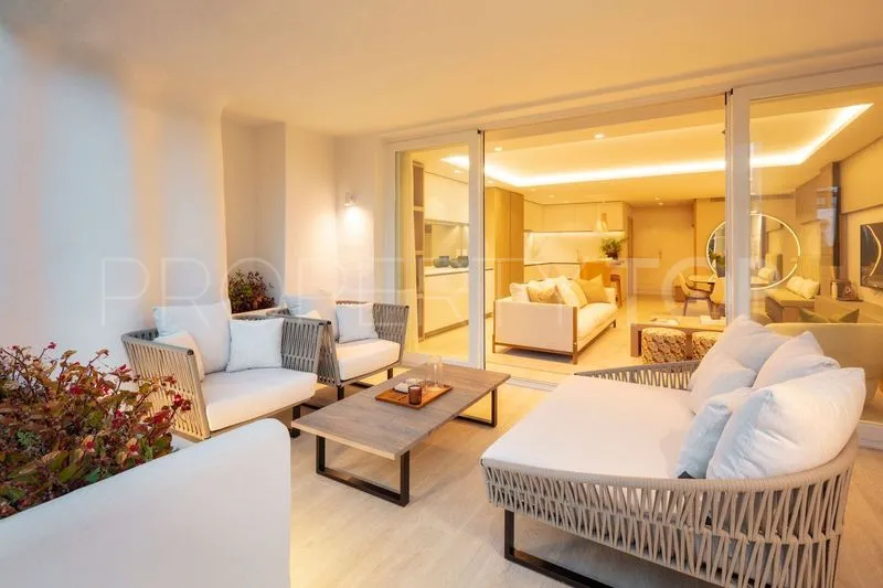 Apartamento planta baja en venta en Puente Romano
