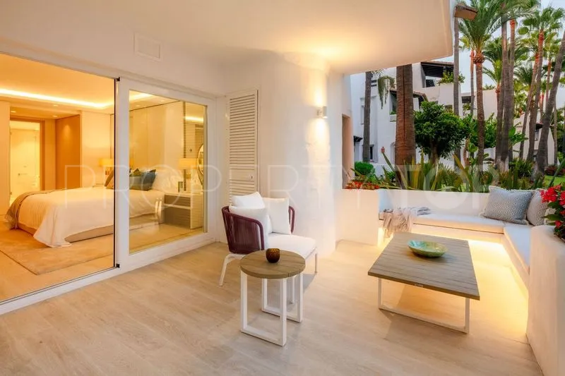 Apartamento planta baja en venta en Puente Romano