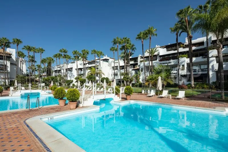 Apartamento planta baja en venta en Puente Romano