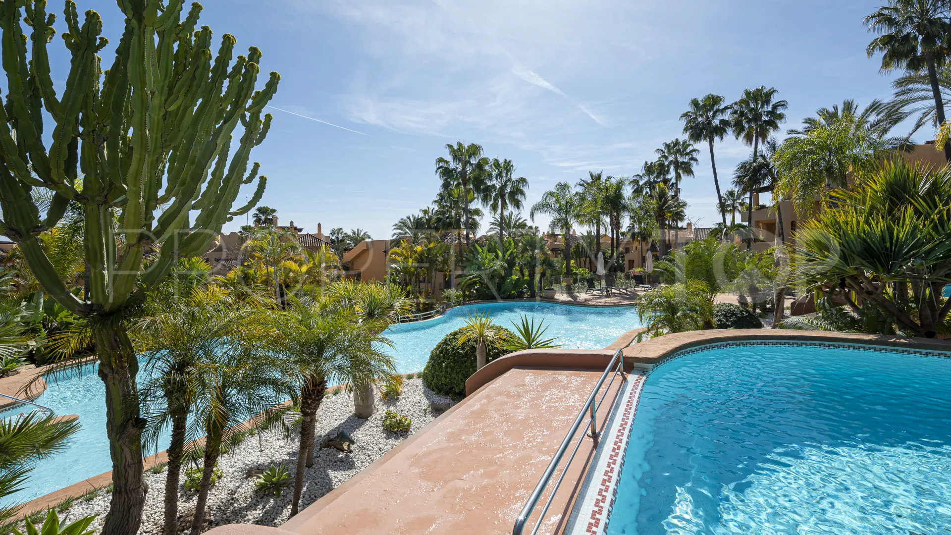 Penthouse for sale in Mansion Club with 2 bedrooms