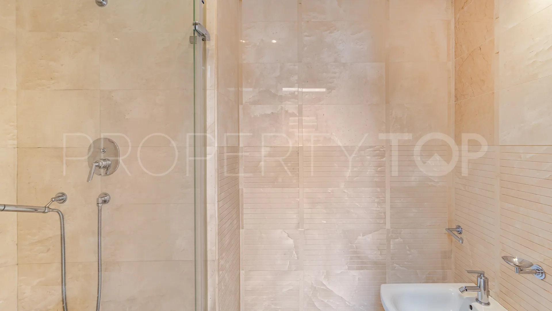 Penthouse for sale in Mansion Club with 2 bedrooms