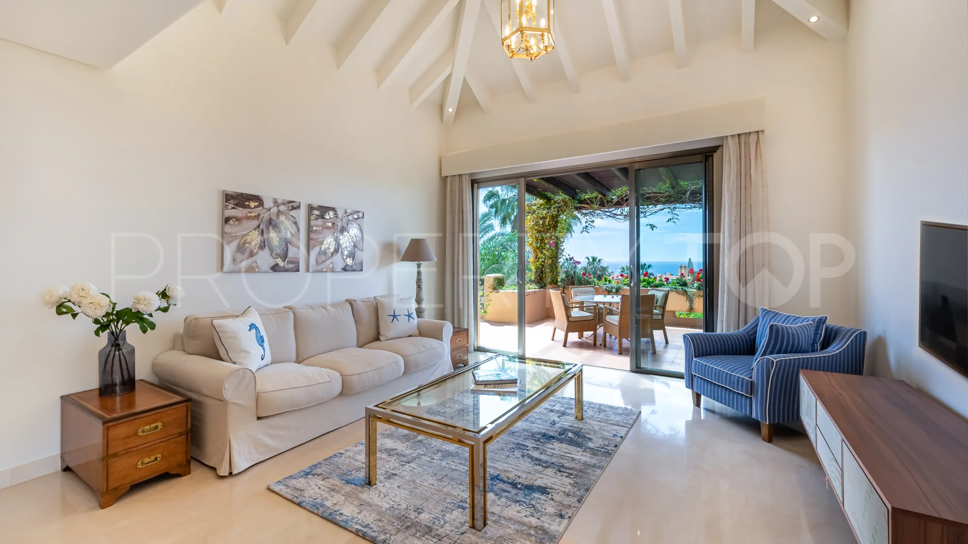 Penthouse for sale in Mansion Club with 2 bedrooms
