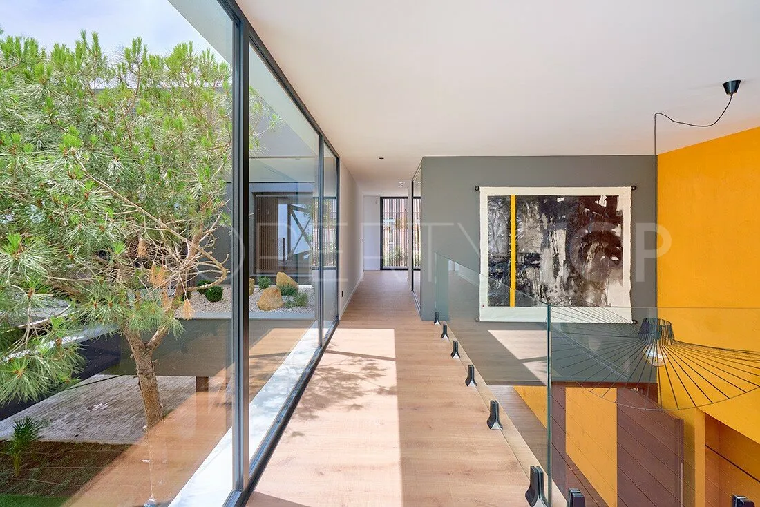 5 bedrooms villa for sale in Sotogrande Alto