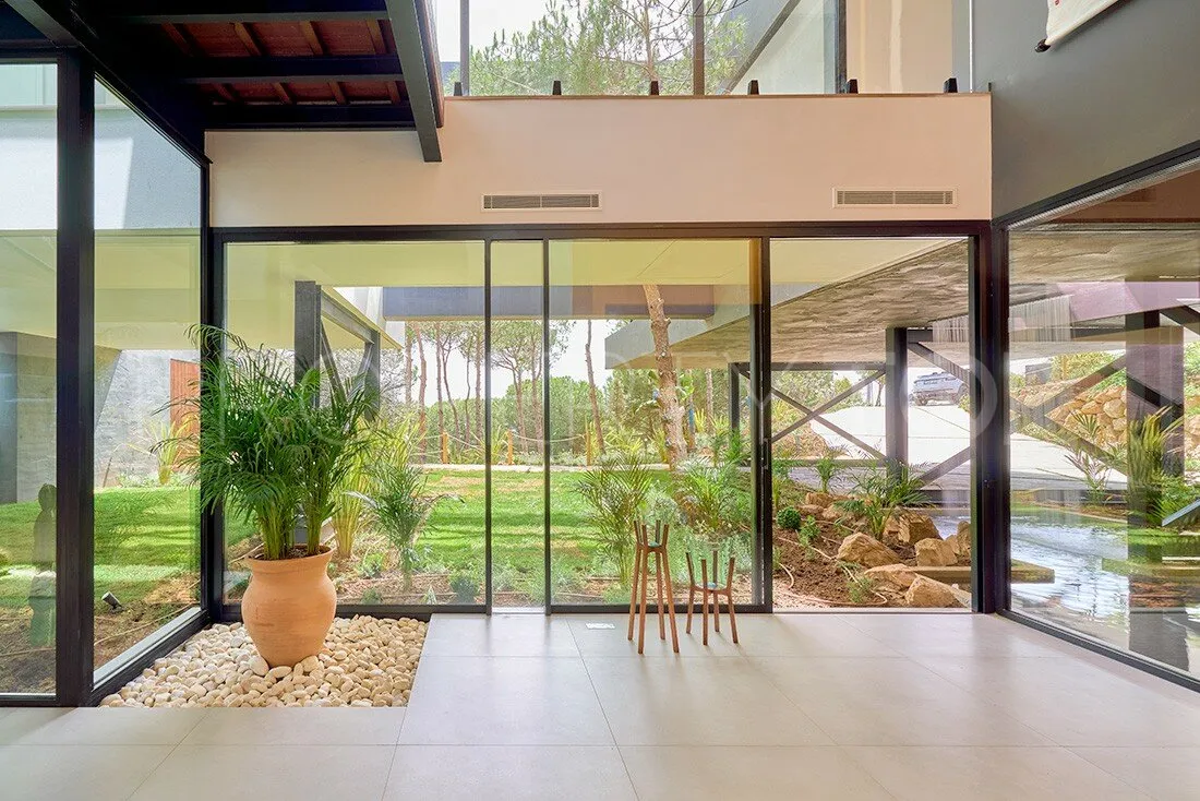 5 bedrooms villa for sale in Sotogrande Alto
