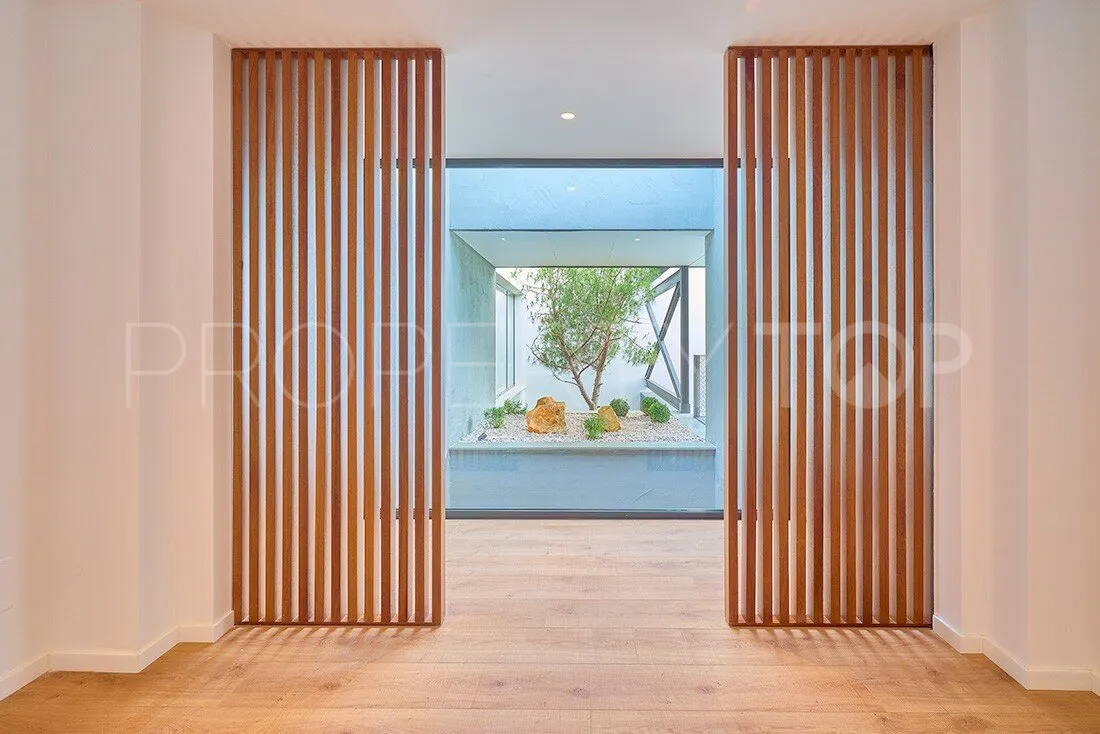 5 bedrooms villa for sale in Sotogrande Alto