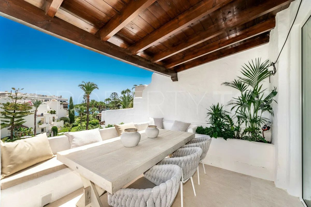 Ático de 3 dormitorios en venta en Alhambra del Mar
