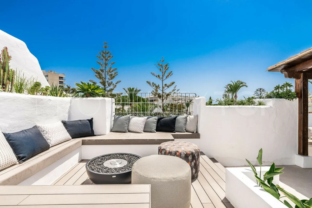 Ático de 3 dormitorios en venta en Alhambra del Mar